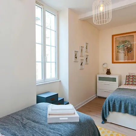 Casa vacanze French Townhouse With Scenic Views Castillonnès